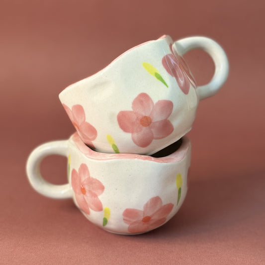 Pink Daisy Tea Cup